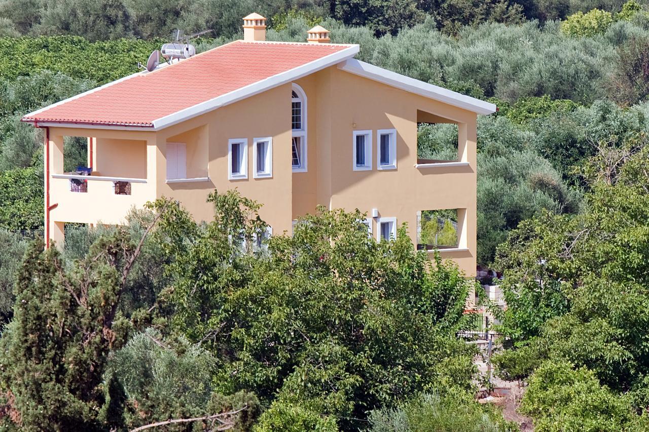 Villa Clio Arméni Szoba fotó